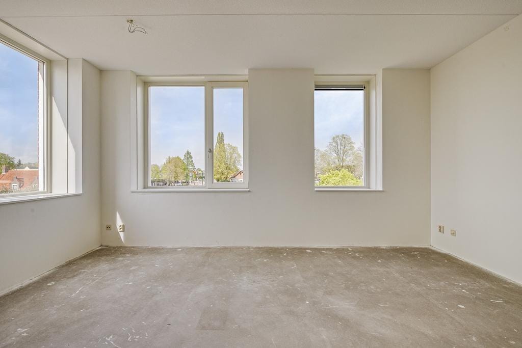 Photo 13 of Zwaanstraat 124