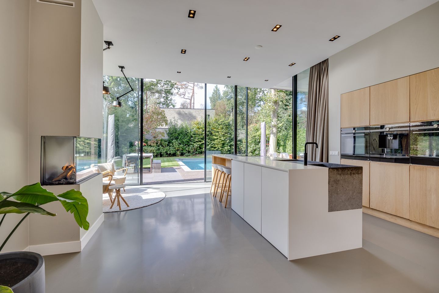 Photo 14 of Vermeerlaan 45