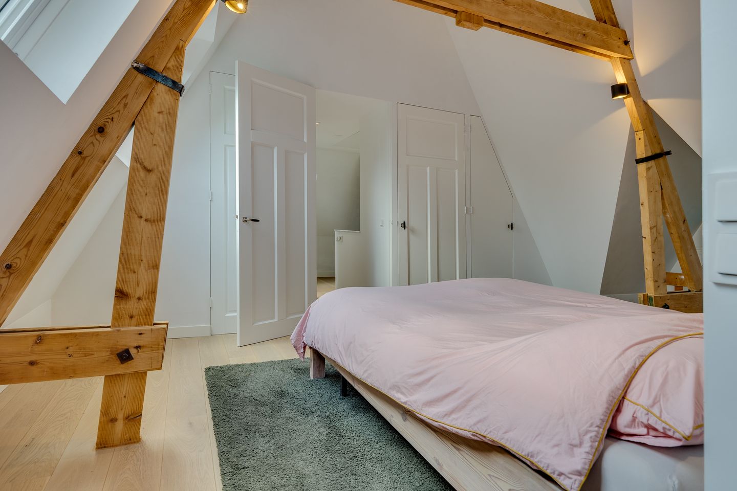 Photo 44 of Vermeerlaan 45