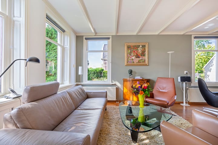 Foto 10 van van Beekstraat 85