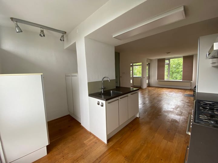 Foto 17 van W.H. van Leeuwenlaan 136