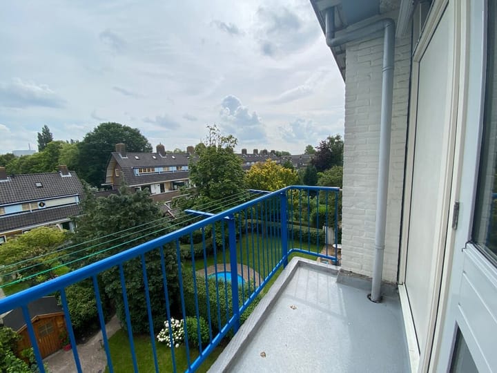 Foto 20 van W.H. van Leeuwenlaan 136