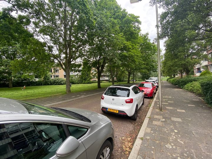 Foto 41 van W.H. van Leeuwenlaan 136