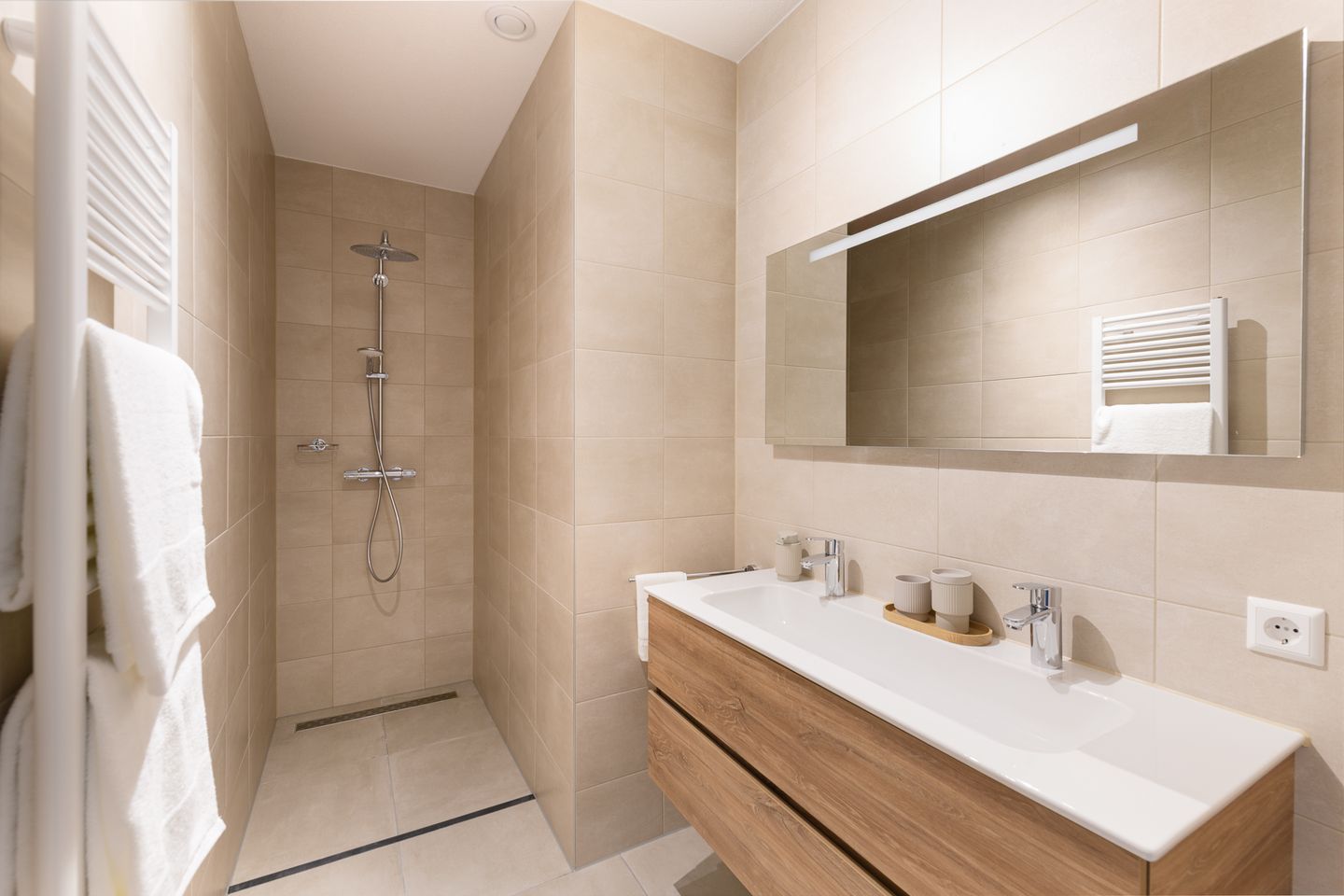 Foto 20 van Hogehilweg 12-B84