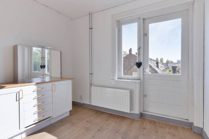 Foto 22 van Jan Tooropstraat 23