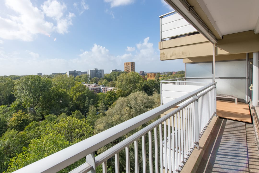 Foto 16 van Aart van der Leeuwlaan 104