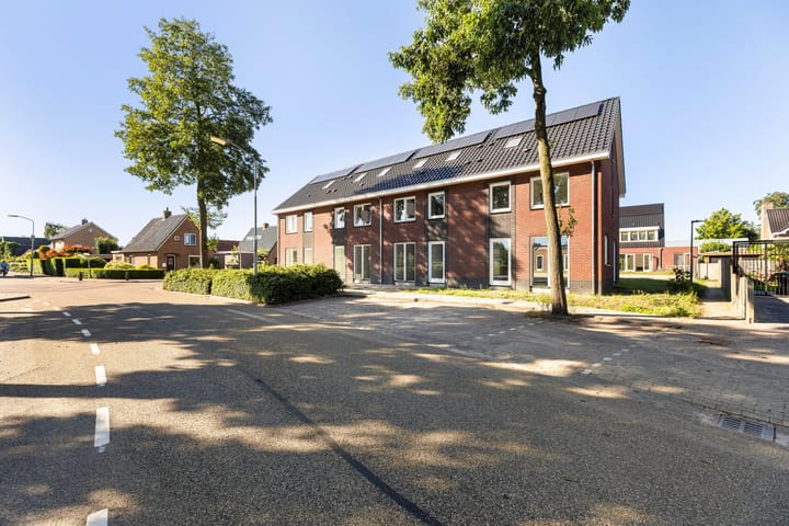 Photo 2 of Hortensiastraat 10-C