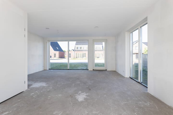 Photo 7 of Hortensiastraat 10-C