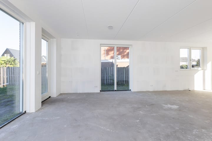 Photo 8 of Hortensiastraat 10-C