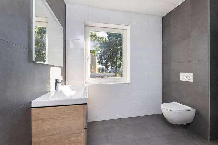 Photo 21 of Hortensiastraat 10-C