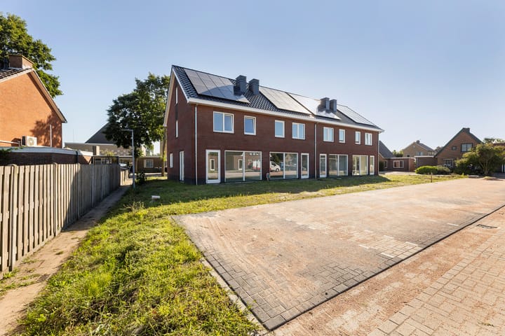 Photo 28 of Hortensiastraat 10-C