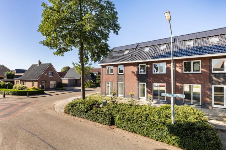 Photo 2 of Hortensiastraat 10