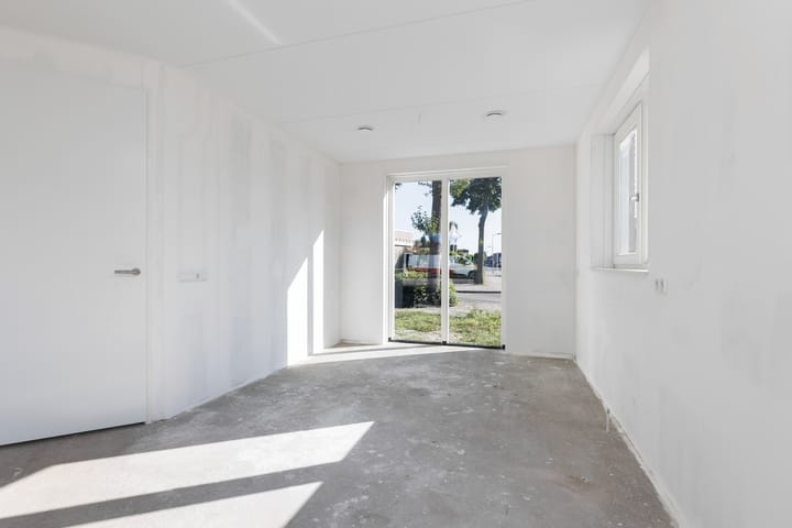 Photo 13 of Hortensiastraat 10