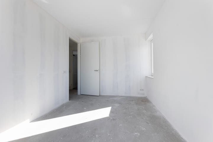 Photo 18 of Hortensiastraat 10