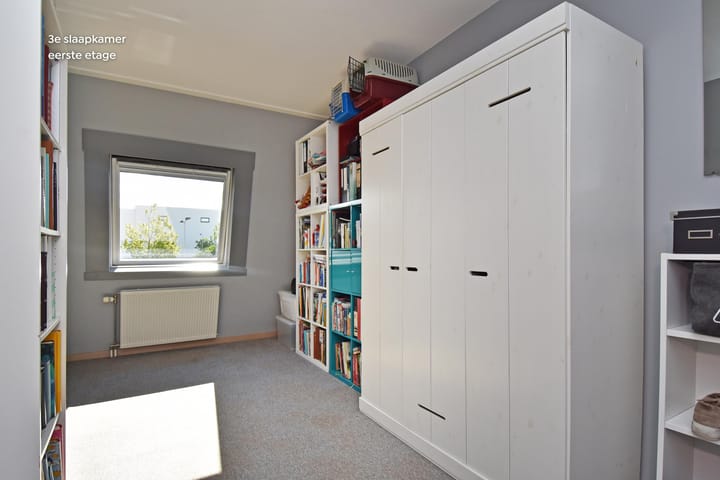 Photo 44 of Prins Bernhardstraat 5-A