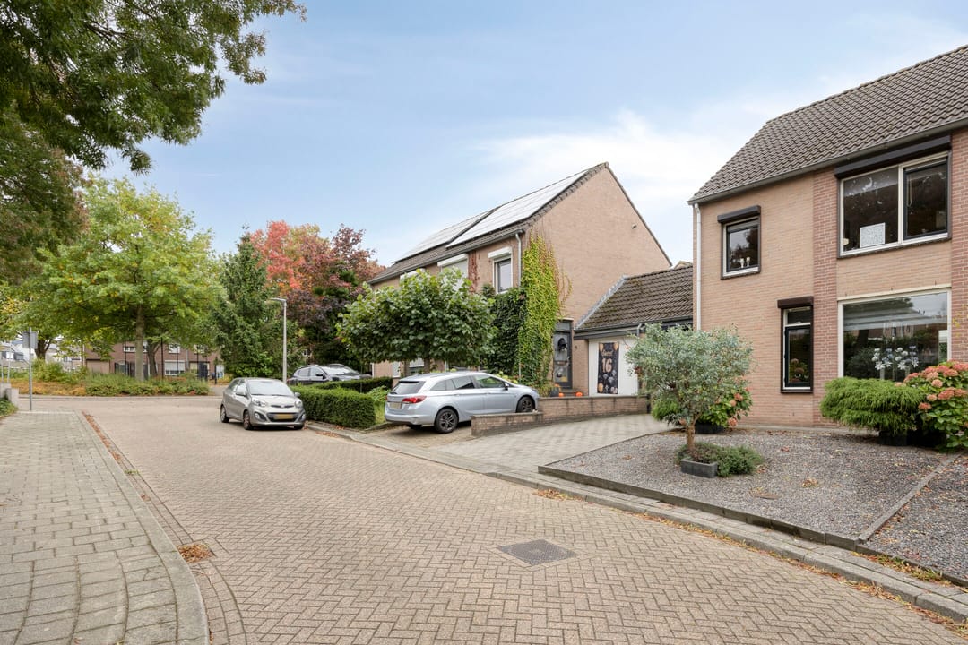 Foto 2 van Magnoliastraat 5