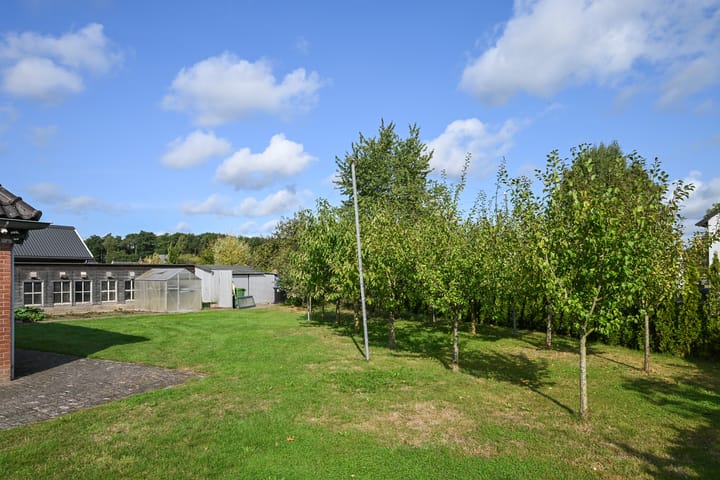 Photo 32 of Pastoor van Sonsbeeckstr 46-A