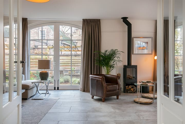 Foto 8 van Nieuw-Loosdrechtsedijk 146-H2