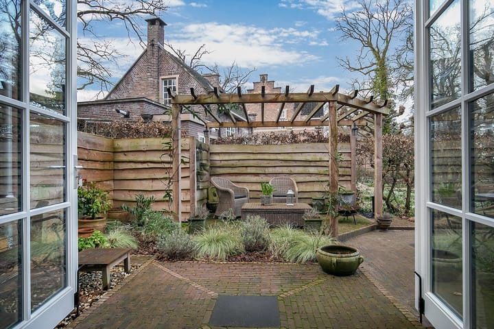 Foto 10 van Nieuw-Loosdrechtsedijk 146-H2