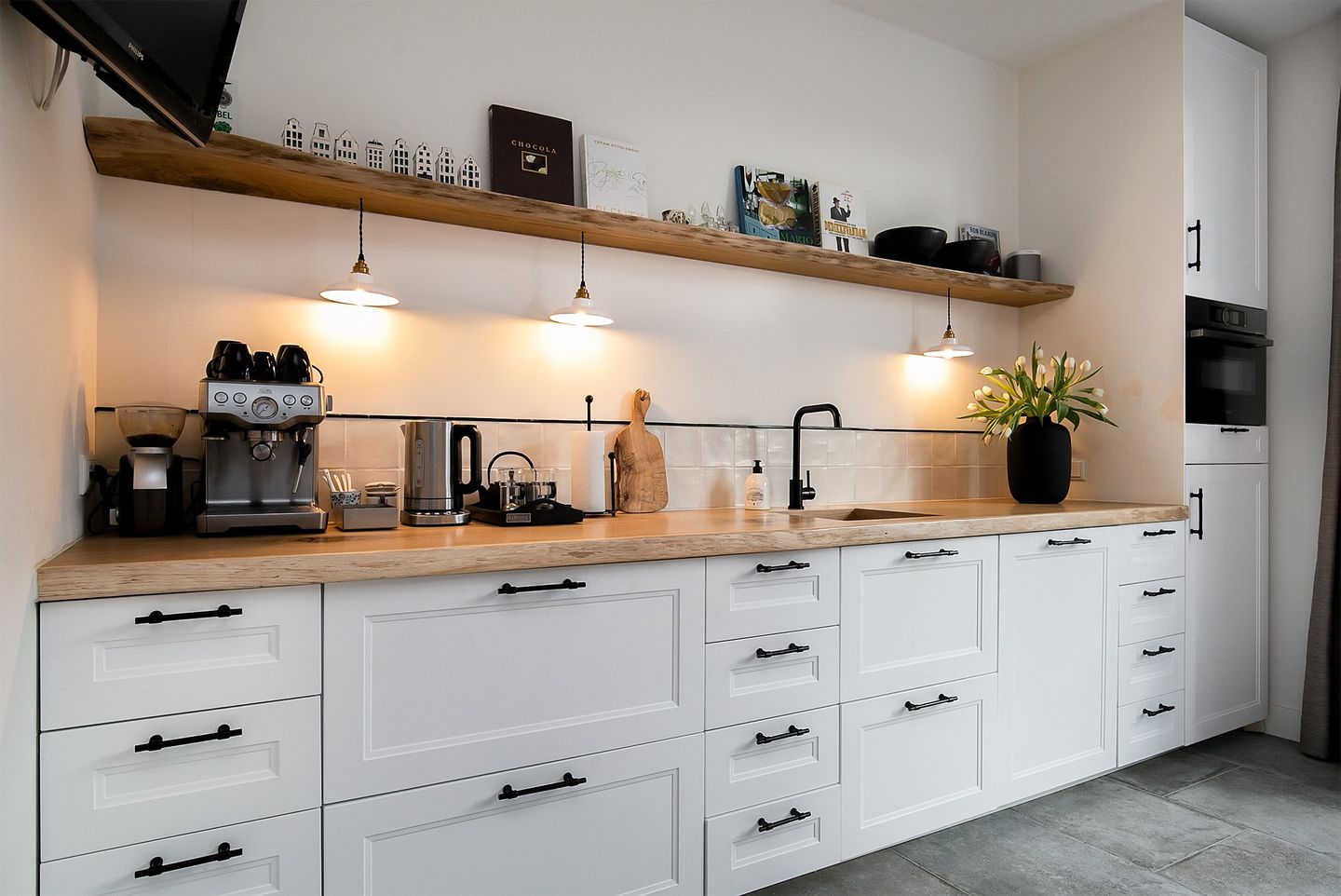 Photo 19 of Nieuw-Loosdrechtsedijk 146-H2