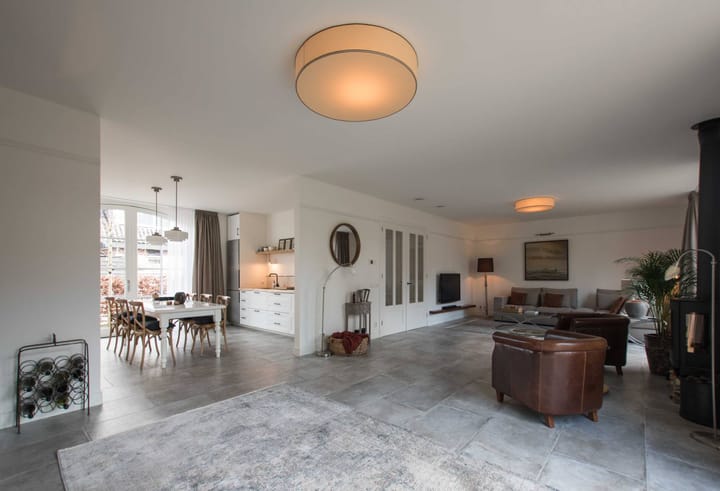 Foto 16 van Nieuw-Loosdrechtsedijk 146-H2