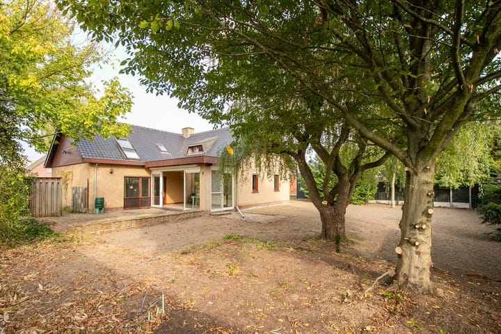 Photo 2 of Brantstraat 7