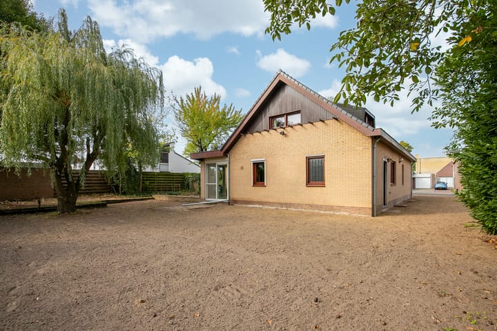 Photo 34 of Brantstraat 7