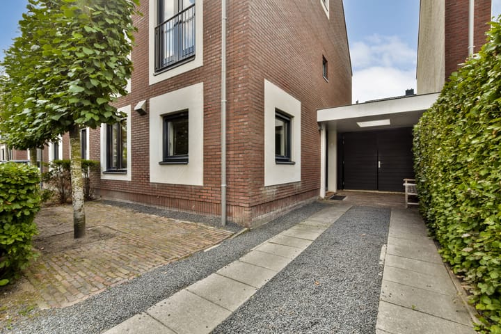 Photo 2 of Boterbloem 8