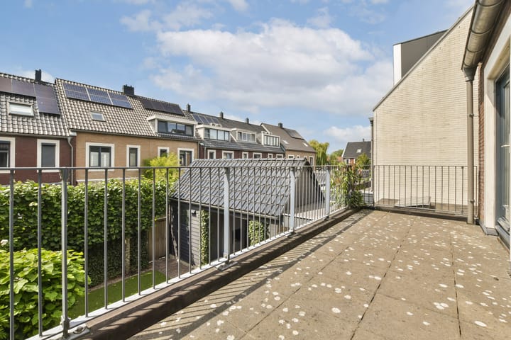 Photo 25 of Boterbloem 8