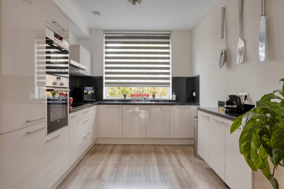 Photo 16 of Hongarenburg 263