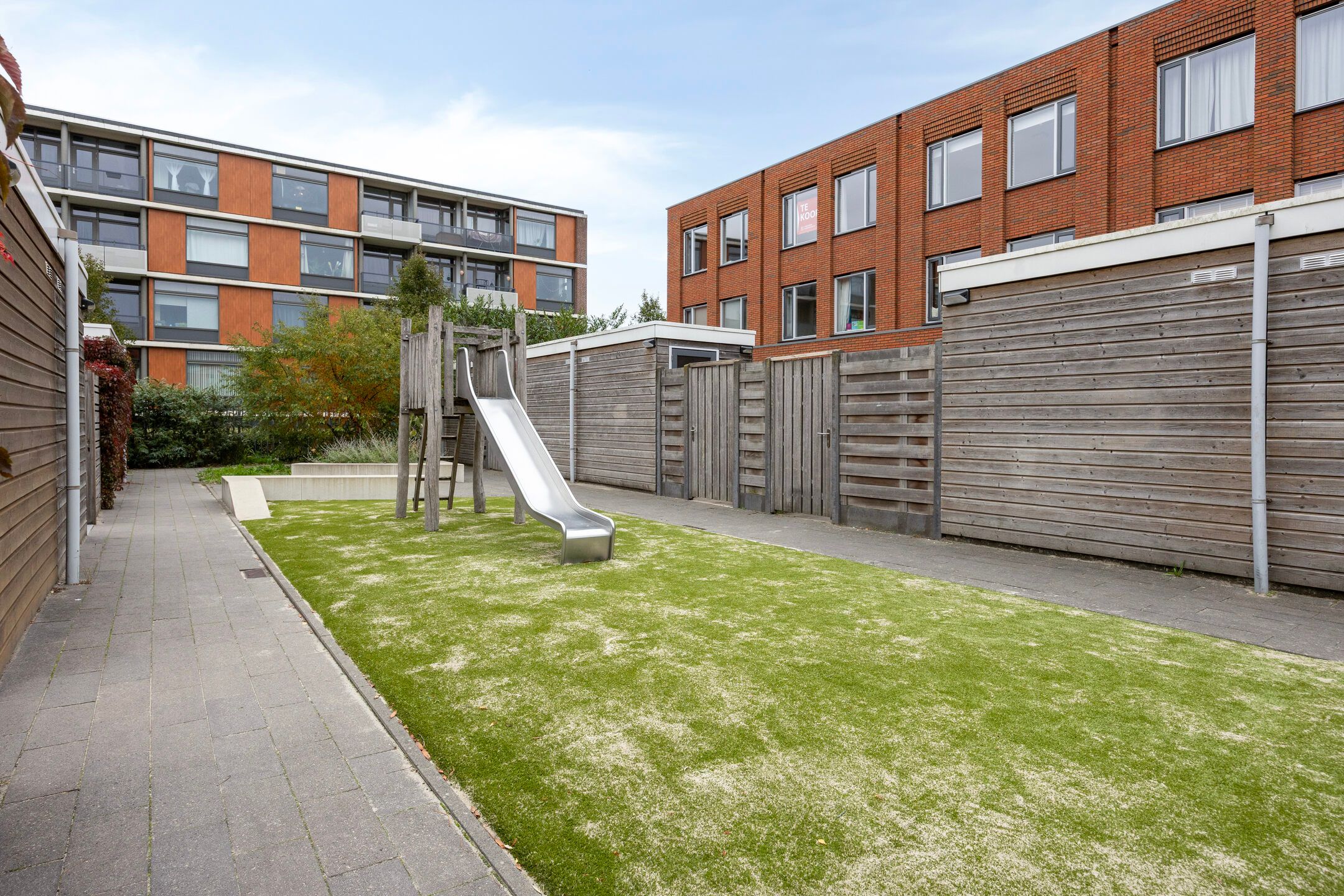 Photo 45 of Hongarenburg 263