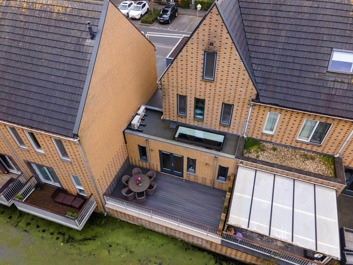 Photo 4 of Straat van Corsica 177