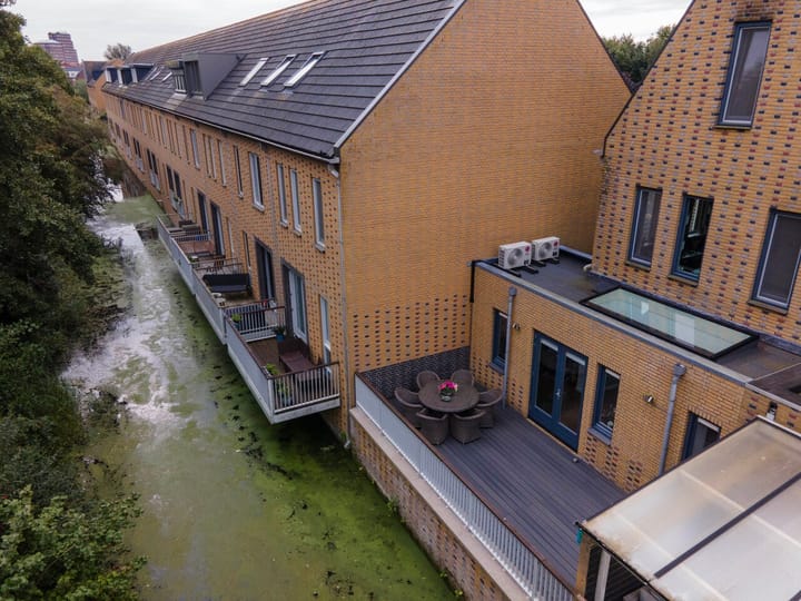 Photo 6 of Straat van Corsica 177