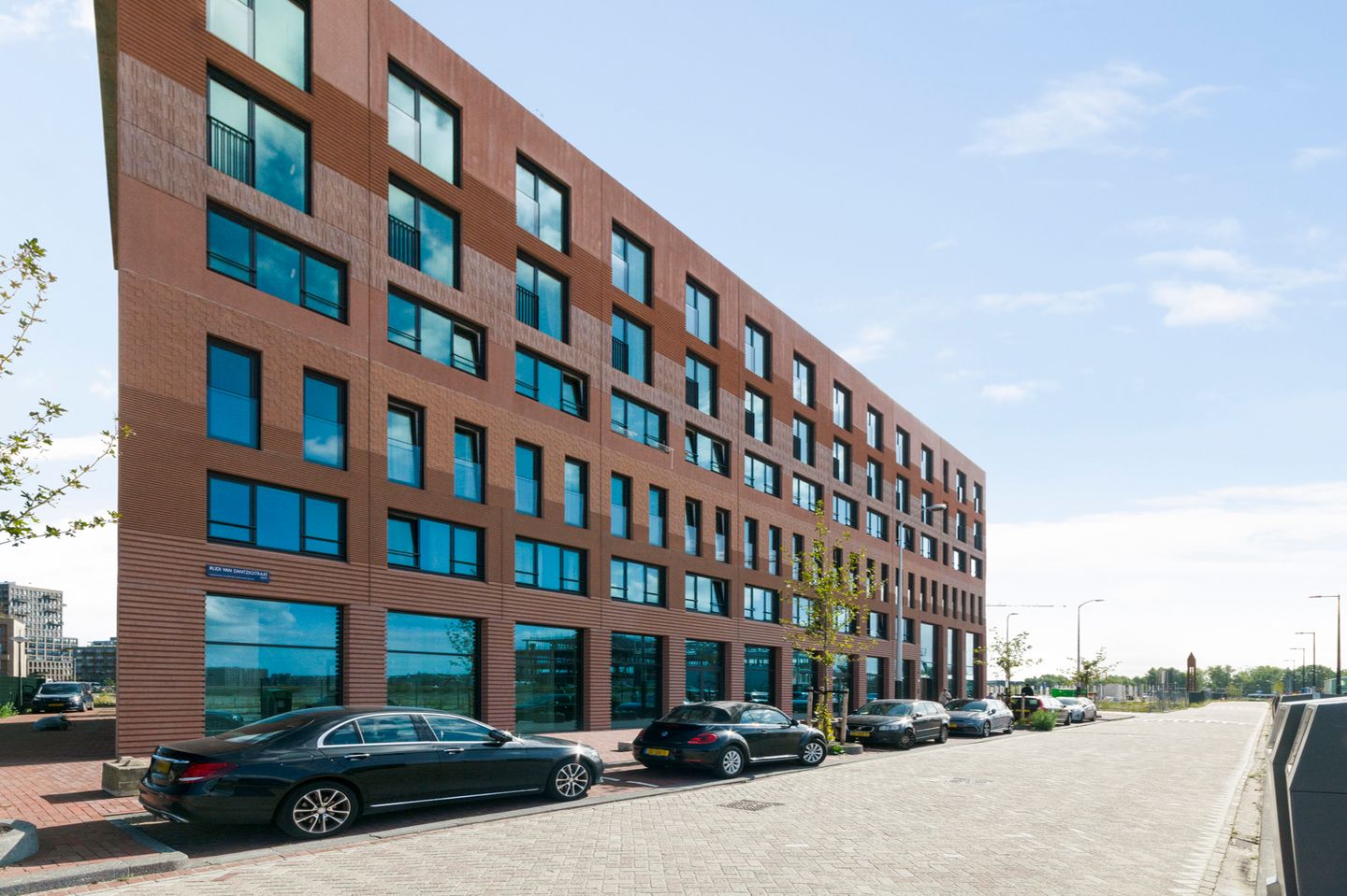 View photo 2 of Rudi van Dantzigstraat 1474