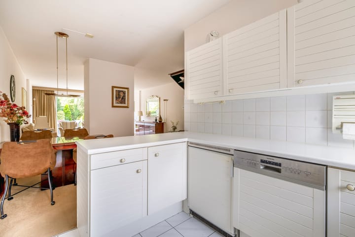 Foto 12 van Tourmalijn 44