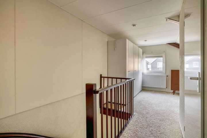 Foto 32 van Tourmalijn 44