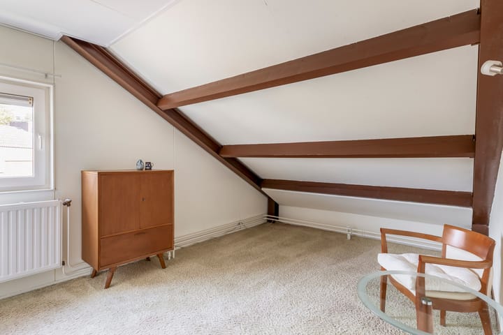 Foto 33 van Tourmalijn 44