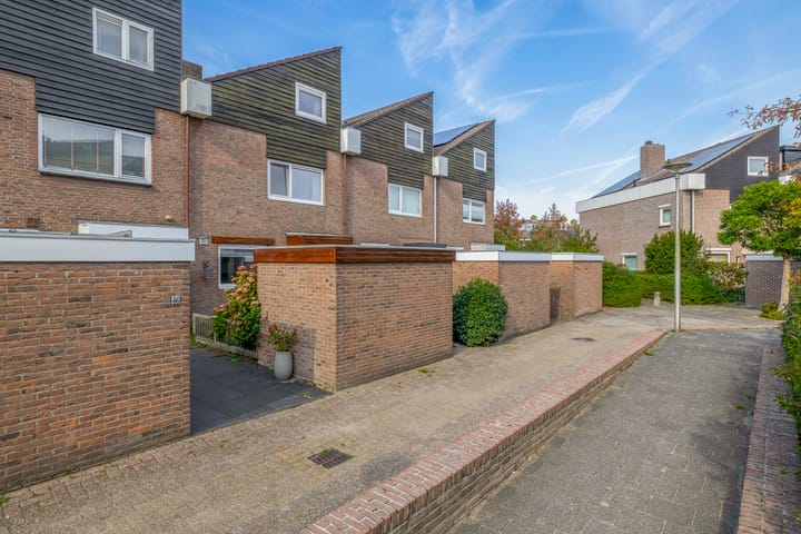 Foto 37 van Tourmalijn 44