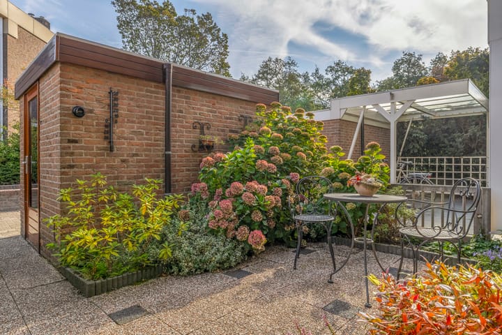 Foto 40 van Tourmalijn 44