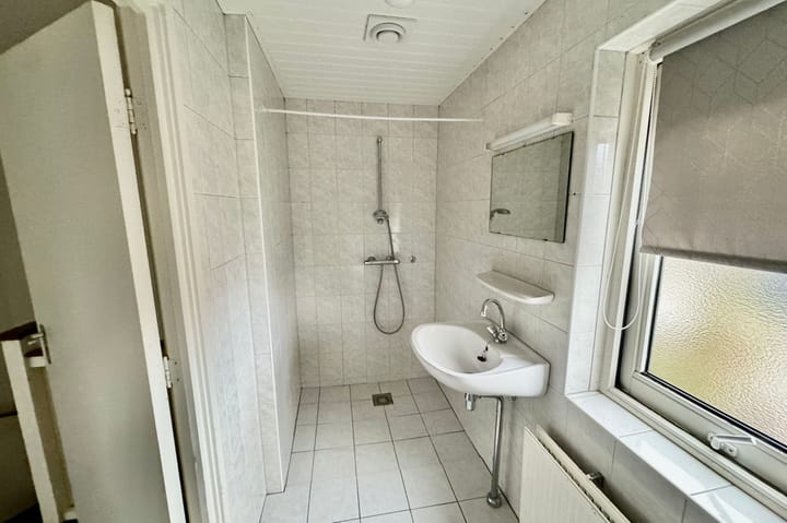 Foto 24 van Anjelierstraat 28