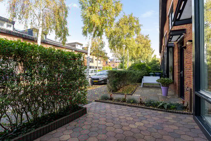 Photo 8 of Farmanstraat 12