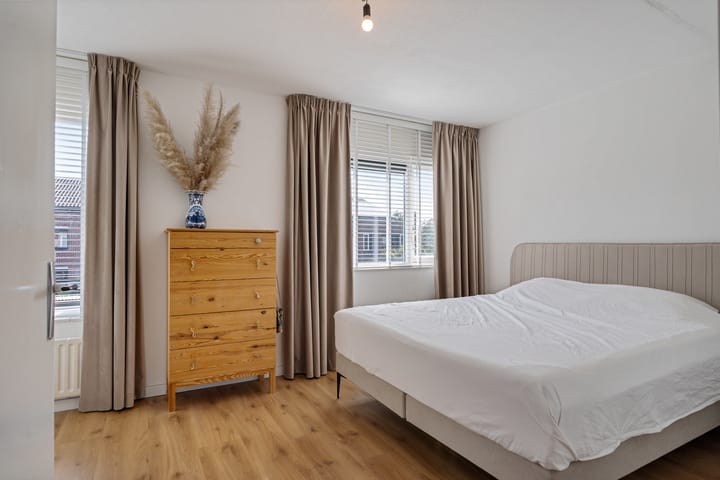 Photo 25 of Farmanstraat 12