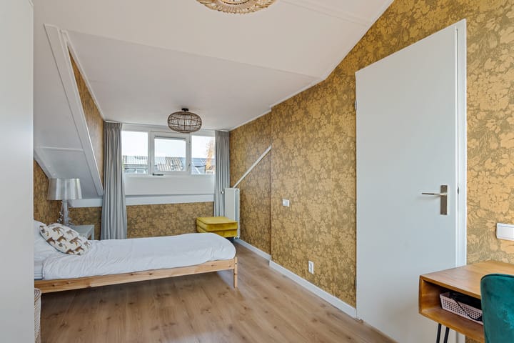 Photo 36 of Farmanstraat 12