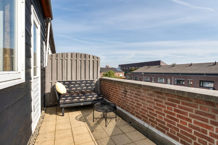 Photo 38 of Farmanstraat 12