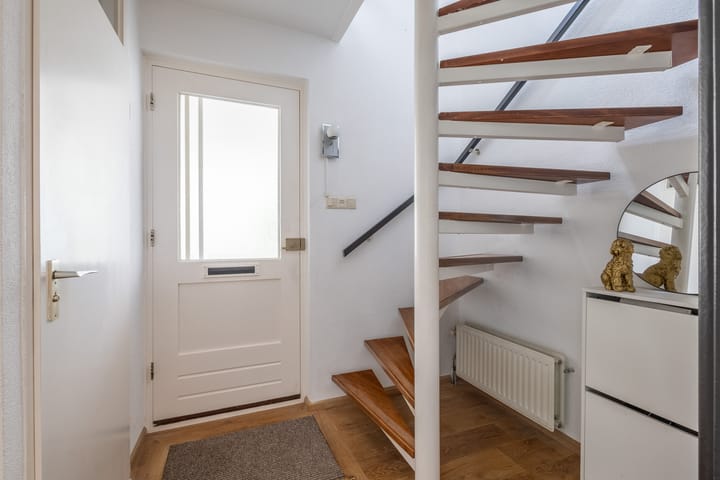 Photo 8 of Geelster 31