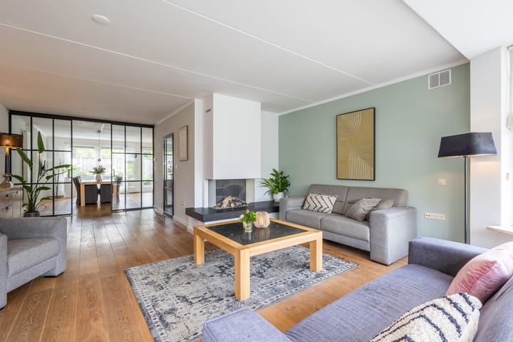 Photo 15 of Geelster 31