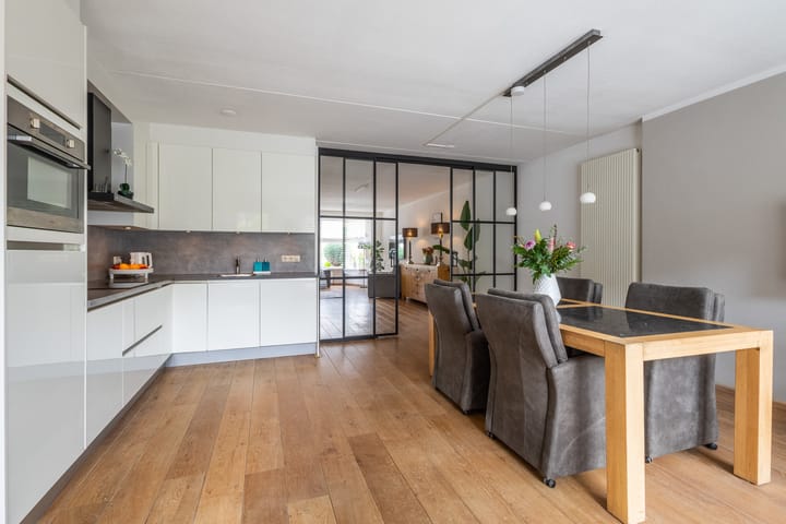 Photo 17 of Geelster 31