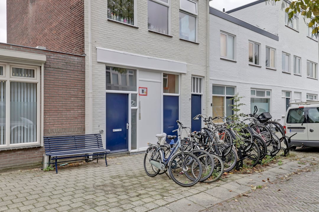 Foto 2 van Johannes Uitenbogaertstraat 21-C