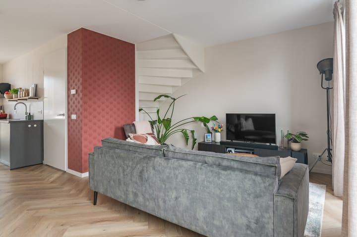 Photo 15 of It Fluen 12