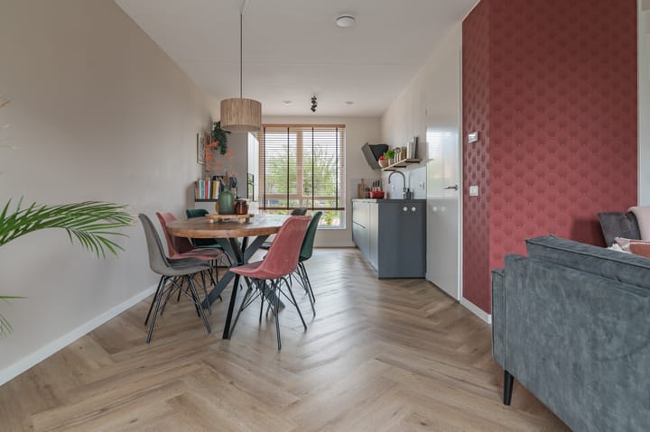 Photo 16 of It Fluen 12